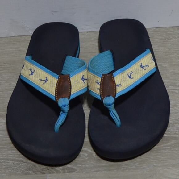 L.L. Bean Woman's Blue & Yellow Anchor Flip Flops Size 8 - Picture 2 of 8